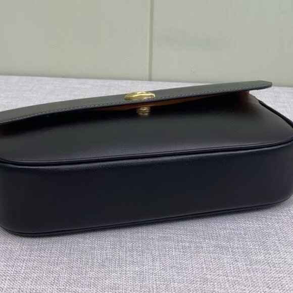 The Coach Brook Chain bag - Picture 6 of 7